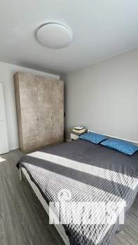 1-к квартира, посуточно, 46м2, 3/9 этаж