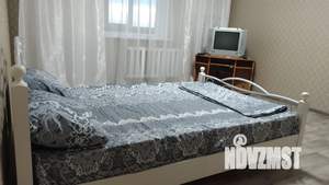 1-к квартира, посуточно, 39м2, 13/14 этаж