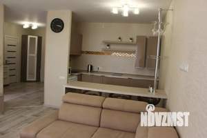 1-к квартира, посуточно, 57м2, 8/21 этаж