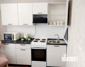 1-к квартира, посуточно, 40м2, 1/9 этаж