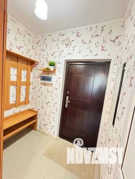 Студия квартира, посуточно, 27м2, 3/3 этаж