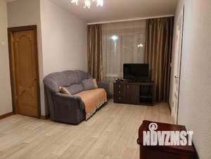 2-к квартира, посуточно, 50м2, 2/5 этаж