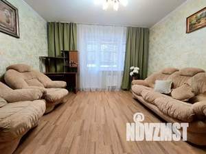 3-к квартира, посуточно, 54м2, 1/1 этаж