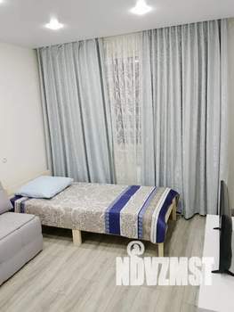 1-к квартира, посуточно, 40м2, 9/16 этаж