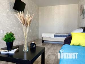 1-к квартира, посуточно, 36м2, 20/24 этаж