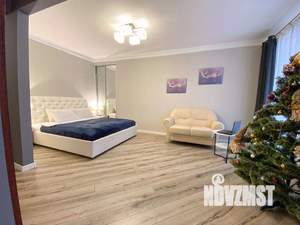 1-к квартира, посуточно, 33м2, 1/1 этаж