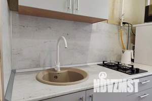 2-к квартира, посуточно, 50м2, 2/5 этаж