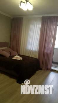 1-к квартира, посуточно, 50м2, 1/9 этаж