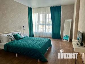 1-к квартира, посуточно, 40м2, 13/24 этаж