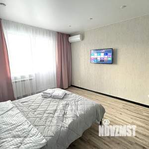 1-к квартира, посуточно, 38м2, 3/9 этаж