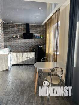 Студия квартира, посуточно, 42м2, 20/24 этаж