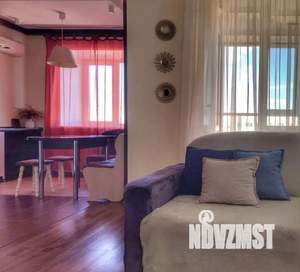 1-к квартира, посуточно, 40м2, 6/9 этаж