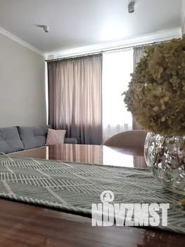 2-к квартира, посуточно, 42м2, 1/5 этаж