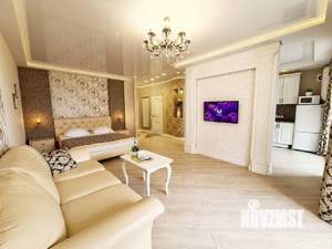 1-к квартира, посуточно, 54м2, 1/1 этаж