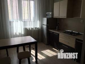 1-к квартира, посуточно, 41м2, 2/10 этаж
