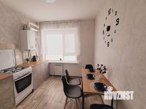2-к квартира, посуточно, 60м2, 1/3 этаж