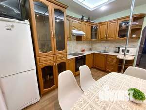 2-к квартира, посуточно, 80м2, 1/1 этаж