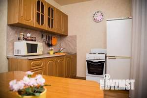 2-к квартира, посуточно, 48м2, 1/10 этаж