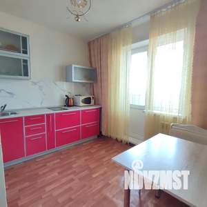 1-к квартира, посуточно, 36м2, 6/9 этаж