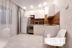 1-к квартира, посуточно, 38м2, 3/9 этаж