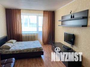 2-к квартира, посуточно, 65м2, 1/1 этаж