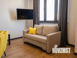 Студия квартира, посуточно, 35м2, 12/19 этаж