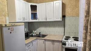 1-к квартира, посуточно, 40м2, 9/9 этаж