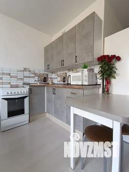 Студия квартира, посуточно, 32м2, 24/24 этаж