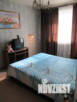 1-к квартира, посуточно, 40м2, 4/10 этаж