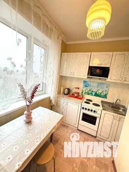 1-к квартира, посуточно, 37м2, 9/10 этаж