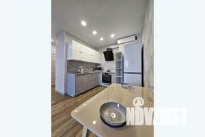 2-к квартира, посуточно, 40м2, 8/24 этаж