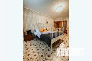 2-к квартира, посуточно, 65м2, 1/10 этаж