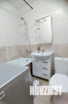 1-к квартира, посуточно, 30м2, 4/10 этаж