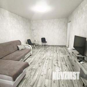 2-к квартира, посуточно, 53м2, 1/1 этаж