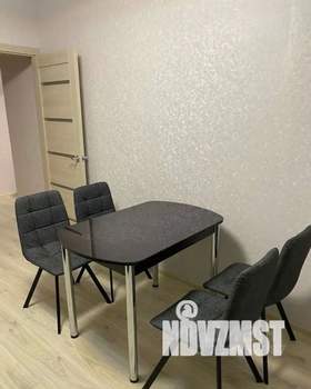1-к квартира, посуточно, 35м2, 4/10 этаж