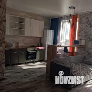Студия квартира, посуточно, 28м2, 17/24 этаж