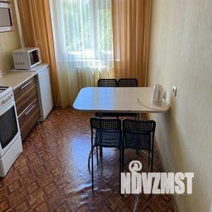 1-к квартира, посуточно, 56м2, 1/1 этаж