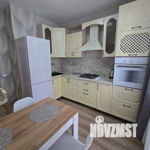 3-к квартира, посуточно, 60м2, 1/1 этаж