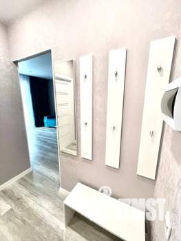 1-к квартира, посуточно, 49м2, 1/1 этаж