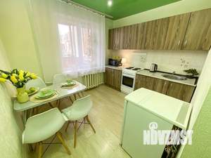 1-к квартира, посуточно, 35м2, 5/10 этаж