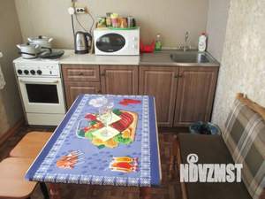 1-к квартира, посуточно, 40м2, 4/10 этаж