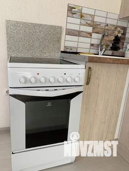 Студия квартира, посуточно, 32м2, 24/24 этаж