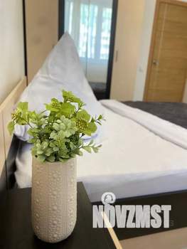 2-к квартира, посуточно, 40м2, 18/24 этаж