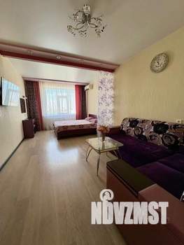 1-к квартира, посуточно, 52м2, 1/1 этаж