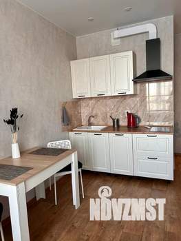 1-к квартира, посуточно, 40м2, 13/24 этаж