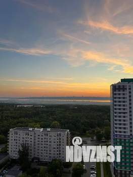 Студия квартира, посуточно, 28м2, 21/24 этаж