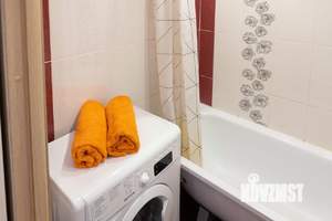 2-к квартира, посуточно, 58м2, 1/1 этаж