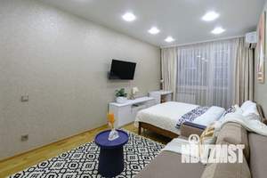 1-к квартира, посуточно, 50м2, 1/1 этаж