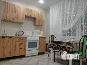 1-к квартира, посуточно, 37м2, 1/9 этаж