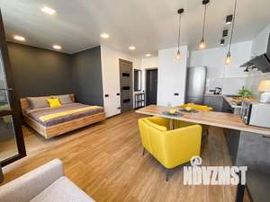 Студия квартира, посуточно, 35м2, 12/19 этаж